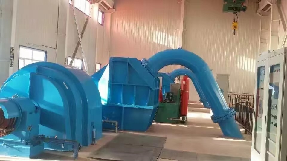 Hydroturbinegenerator voor waterhoofd 5m-500m met 90-96% efficiëntie
