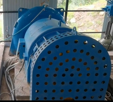 Efficiëntie Waterturbine binnen/buiten lucht/waterkoeling 220V-690V 200kw-20mw Vermogen