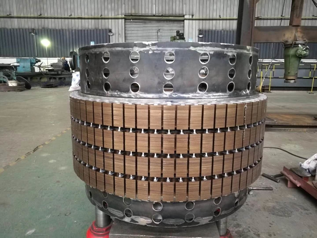 100-1000A Nominale stroom Lucht / oliegekoelde gietijzer / roestvrij staal Pelton-type turbinegenerator