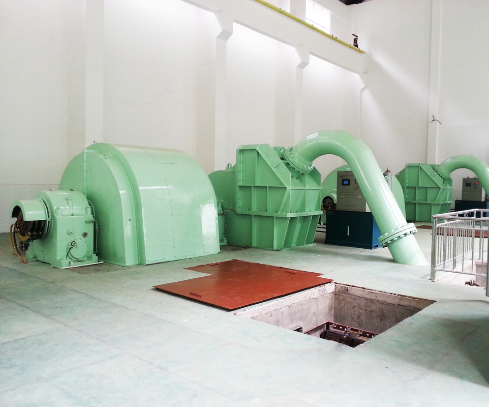 Standaard snelheid 6-10kV Pelton Hydroturbine Generator Unit met lucht/olie koeling Micro Governor