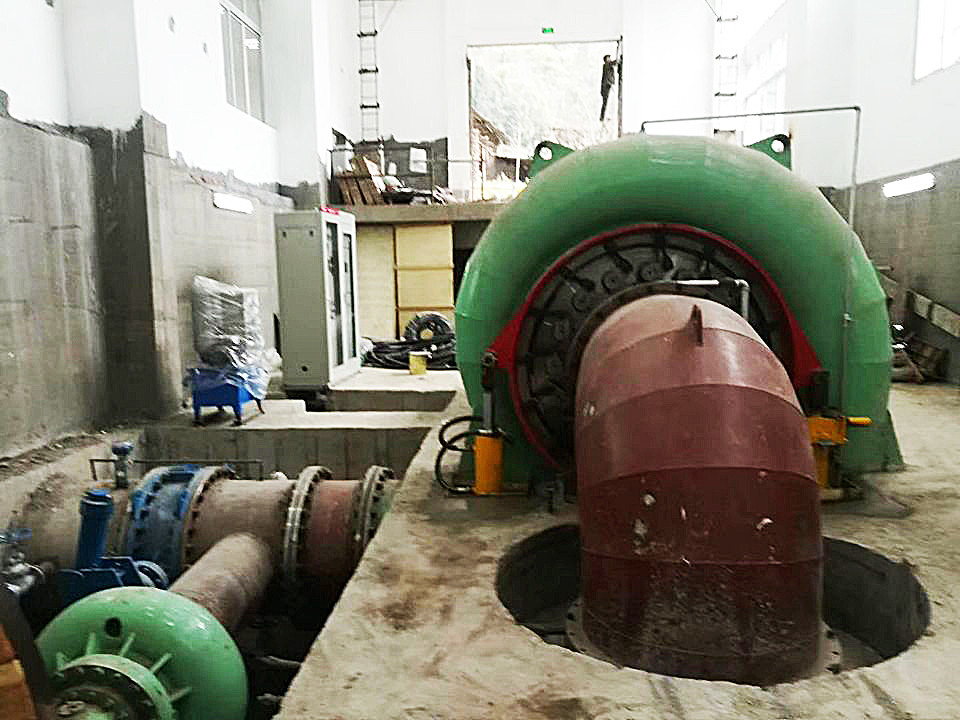 Gepersonaliseerde opwindingstoestand Waterturbine-generator 200kw-20mw Vermogen Uitgang Horizontale installatie