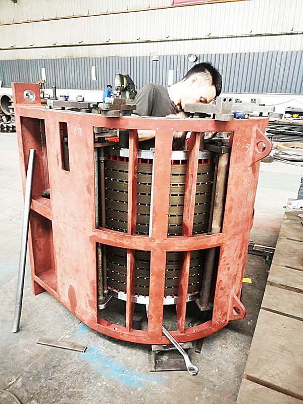 Gepersonaliseerde opwindingstoestand Waterturbine-generator 200kw-20mw Vermogen Uitgang Horizontale installatie