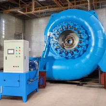 Op maat gemaakte waterturbine generator borstelloze opwinding verticale installatie luchtkoeling automatische besturing