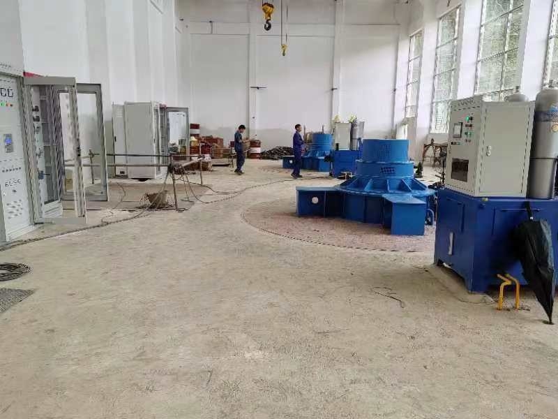 Op maat gemaakte waterturbinegenerator voor elektriciteitscentrales met roestvrijstalen loper voor waterkrachtcentrales