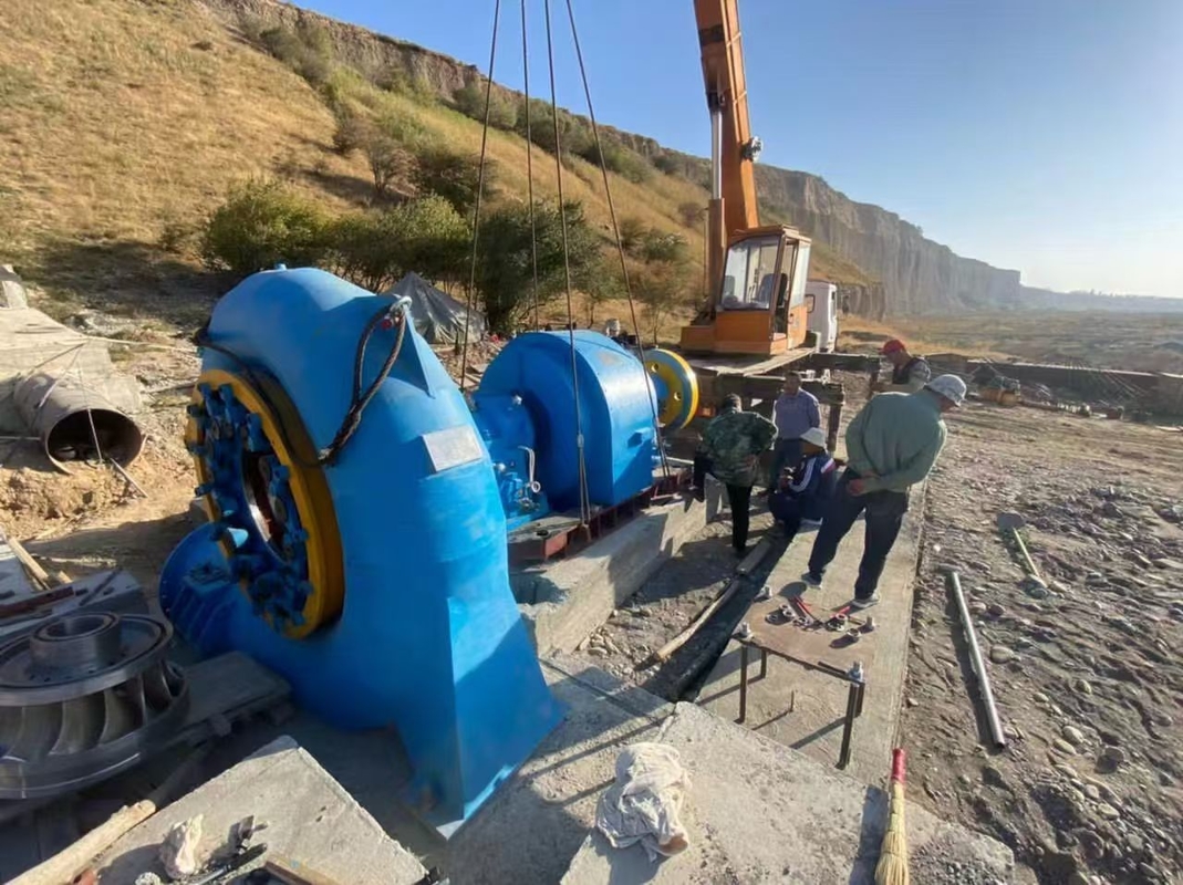 200kw-20mw waterturbine generator Verticaal / horizontaal Installatie Lange levensduur