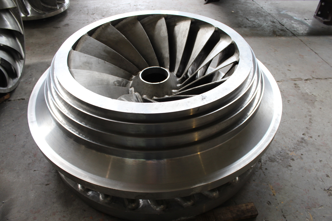 Verticale installatiemethode hydroturbine-rotor met inlaatdruk van 10 MPa, mogelijkheden voor geharde metalen materialen