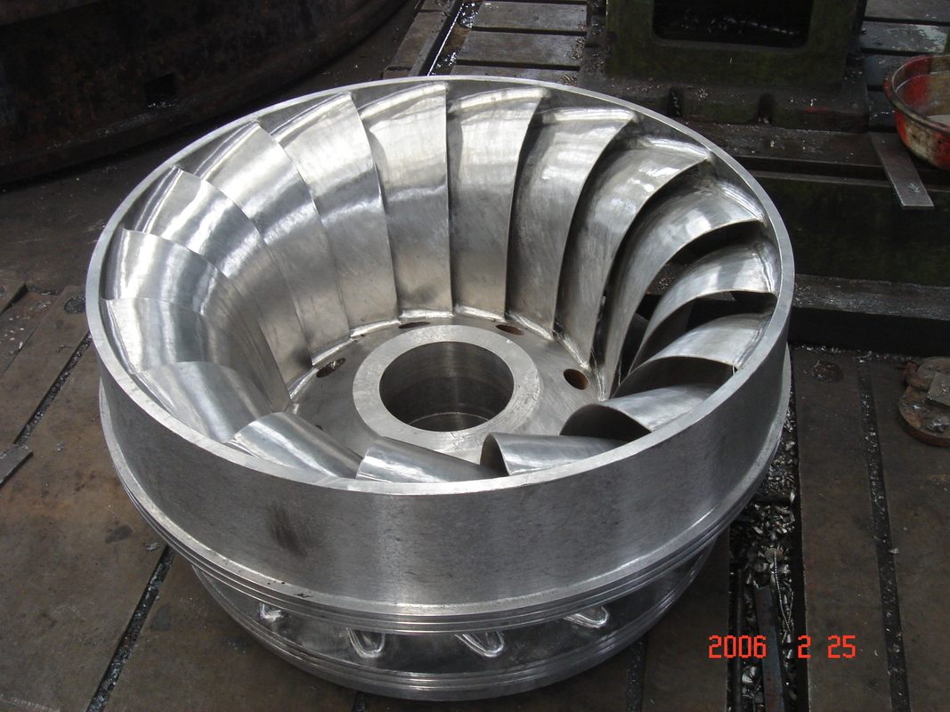 Francis-turbine met loperbladhoek voor hydro-elektrische toepassing en inlaatdruk van 10 MPa