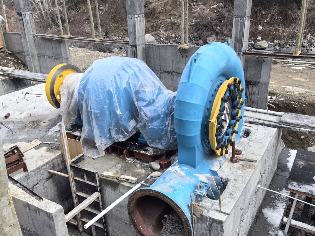 150 RPM-1000 RPM snelheidsbereik Waterturbinegenerator Lage geluidsniveau ≤80dB en lange levensduur Meer dan 30 jaar