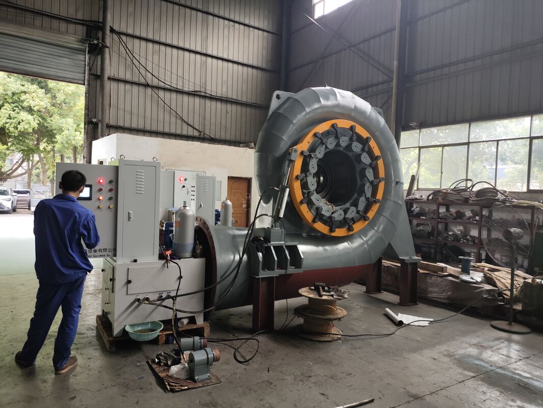 Op maat gemaakte Francis Turbine Generator Waterturbine Generator Geschikt voor waterkrachtcentrales en industriële toepassingen