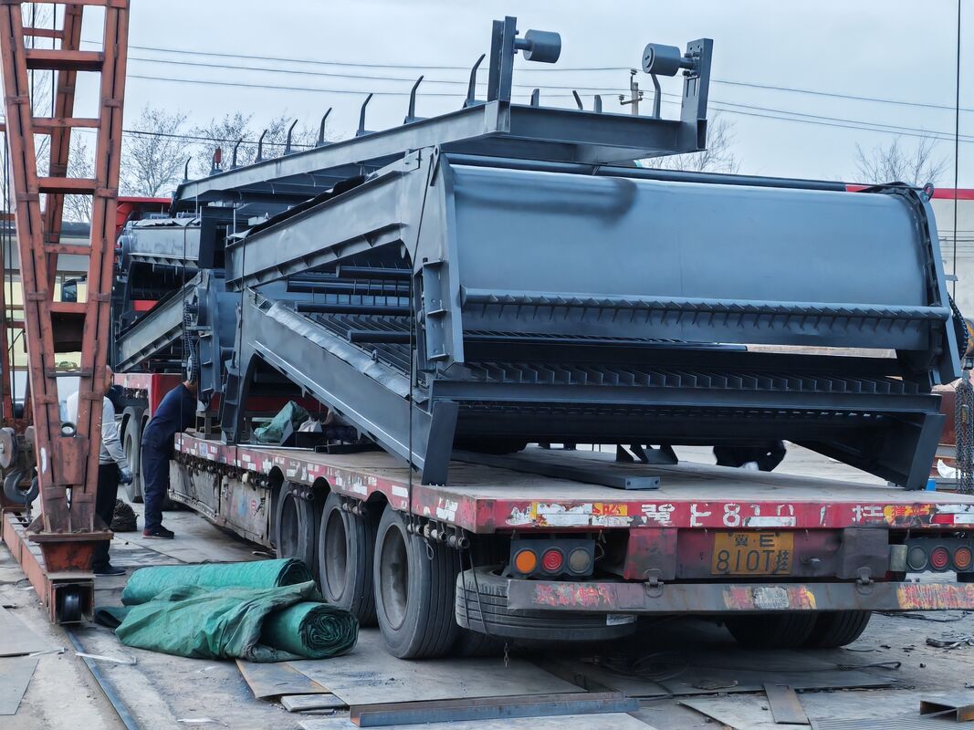 OEM afvalreinigingsmachine met een dikte van 4,5 tot 16 mm en een rasterinterval van 0,39 tot 15 mm voor het onderhoud van de waterinname
