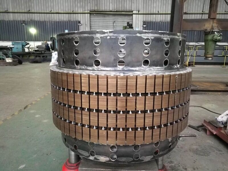 Automatische controlemodus Francis Water Turbine Generator Duurzaam waterkrachtmateriaal voor hernieuwbare energieprojecten