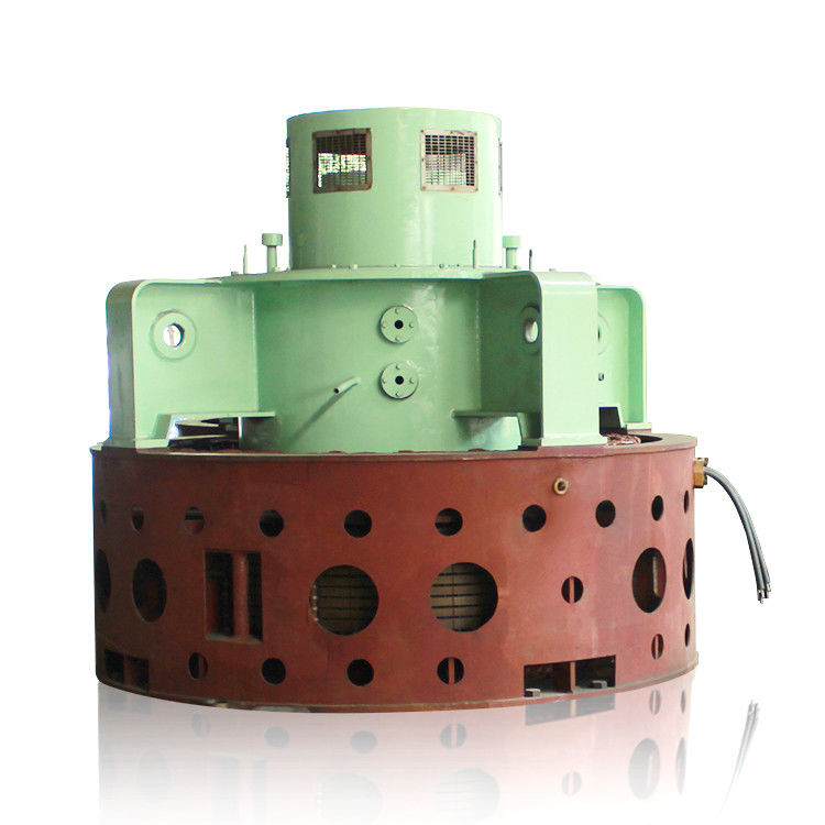 Kaplan Hydroturbine Generator met 5 tot 30 meter waterkop, roestvrijstalen bladen en aangepaste spanningsopties voor waterkrachttoepassingen