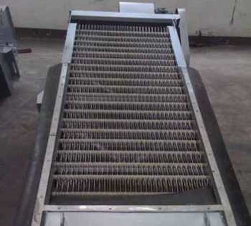 Industriële reinigingsmachine met compatibiliteit voor rekbreedtes van 0,5 tot 3 meter en corrosiebestendige componenten van hoogsterkte staal voor automatische of handmatige bediening