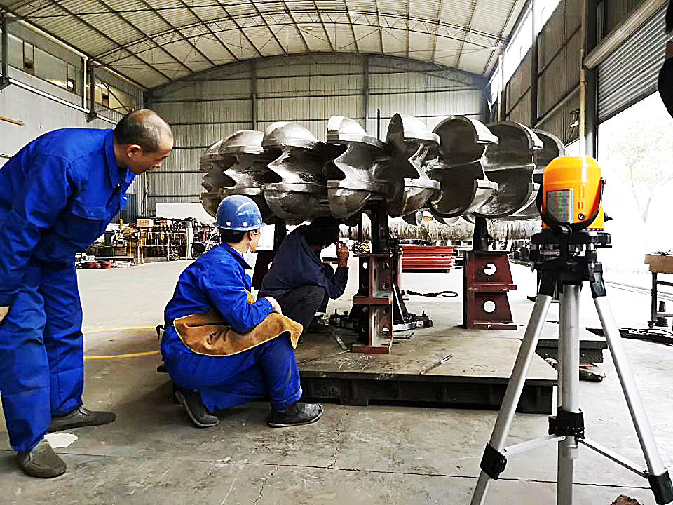 500-3000 r/min Versnellingsbereik Turbinegenerator van het Pelton-type met borstelloze excitatie
