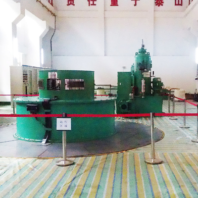 220-11000V High Efficiency Turbine Generator 0,6-2m Runner Diameter 88-96% Efficiëntie