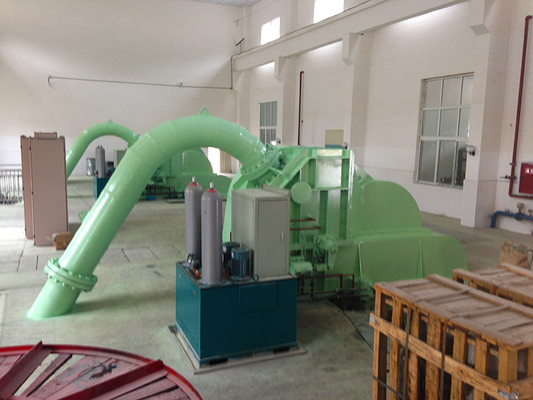 Efficiëntie Pelton-turbinegenerator IP54 Nominale lucht/olie koelingssnelheid 500-3000 r/min