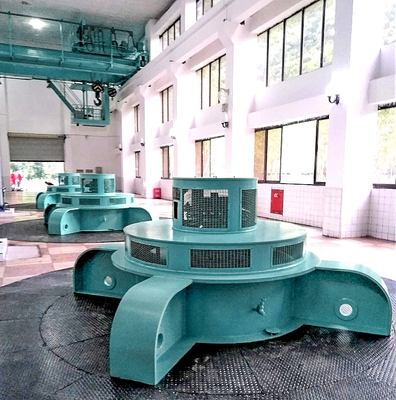 Zeer duurzame waterturbinegenerator Regelmatig onderhoud vereist meer dan 30 jaar Levensduur 0.1 Stroom
