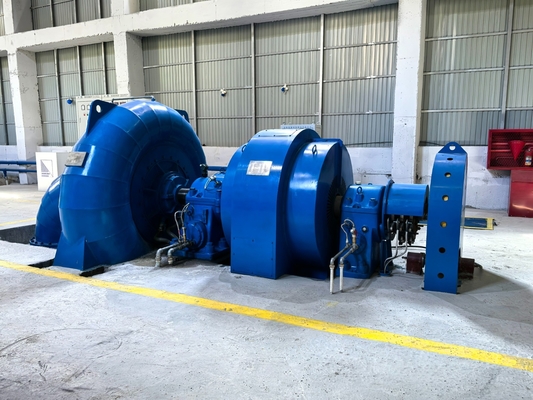 DN2250-3200mm Pipe Diameter Francis Turbine Generator met automatisch besturingssysteem en lucht/water koeling