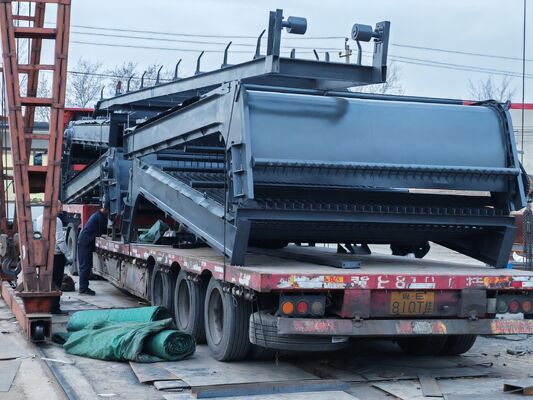 Per aanvraag aanpasbare industriële reinigingsmachines aangedreven door een aandrijvingsmotor die consistente en reinigingsresultaten levert