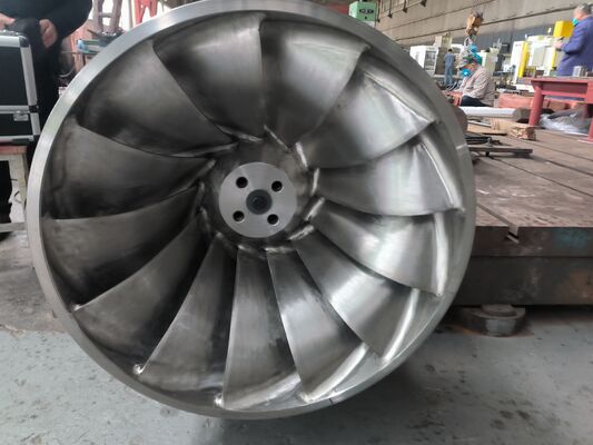 Hoge efficiëntie 92% waterturbine runner voor 10 MPa hoge druk met aanpasbaar bladnummer