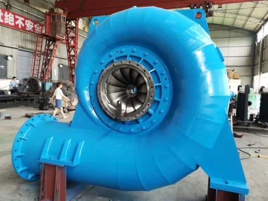 Francis Turbine Generator met hoogwaardig staal en legeringsbladmateriaal en 2000 kW capaciteit met automatisch besturingssysteem