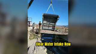 Vuilnisrekreiniger: heldere waterinlaat